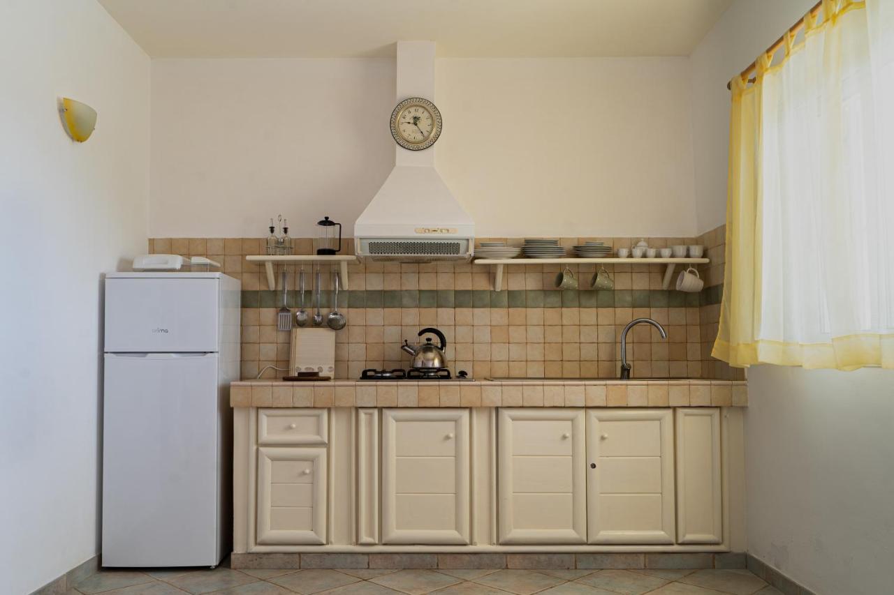 Lovely Beach Front Apartment In Santa Maria Eksteriør billede