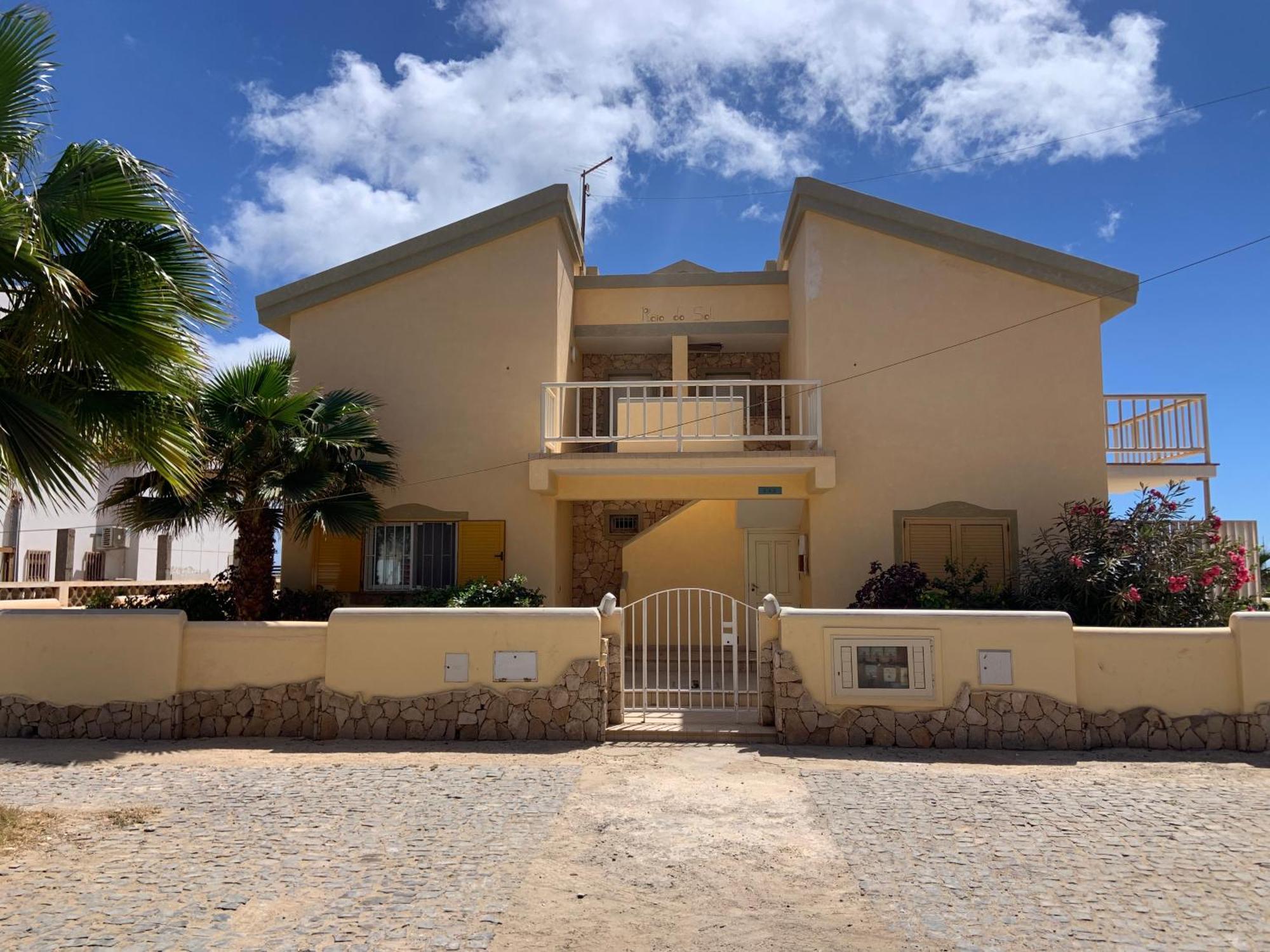 Lovely Beach Front Apartment In Santa Maria Eksteriør billede